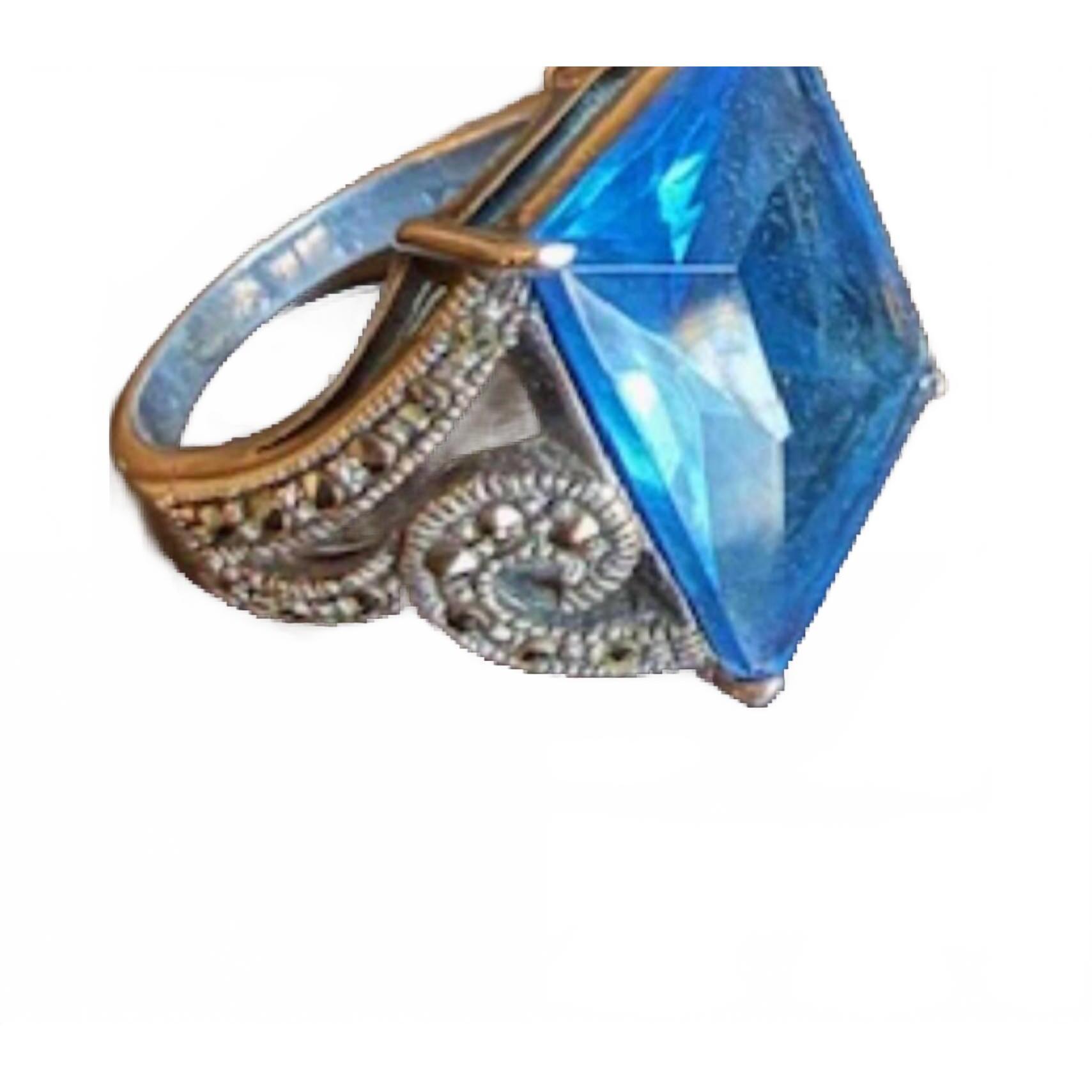 New P & K Jewelry Women's Sterling Marcasite Large Emerald Shape Ring In Blue/ S